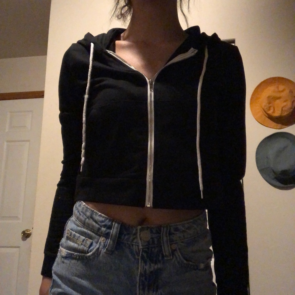 Cropped hoodie